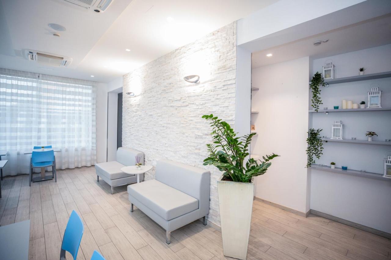 Hotel Gabbiano ริมินี ภายนอก รูปภาพ